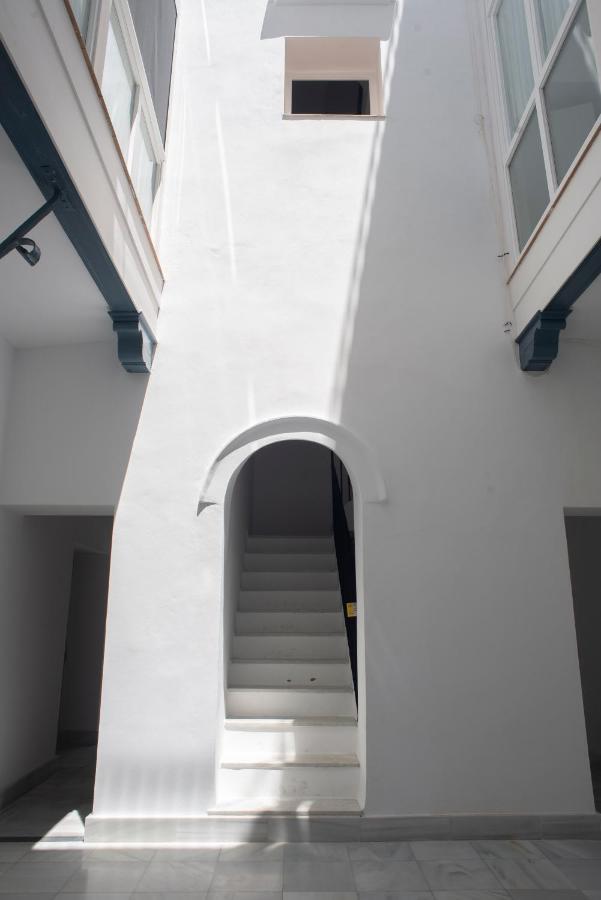 Apartamento El Tanguillo Little Apartments กาดิซ ภายนอก รูปภาพ