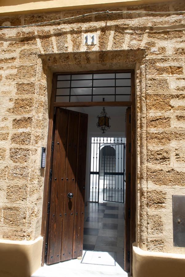Apartamento El Tanguillo Little Apartments กาดิซ ภายนอก รูปภาพ