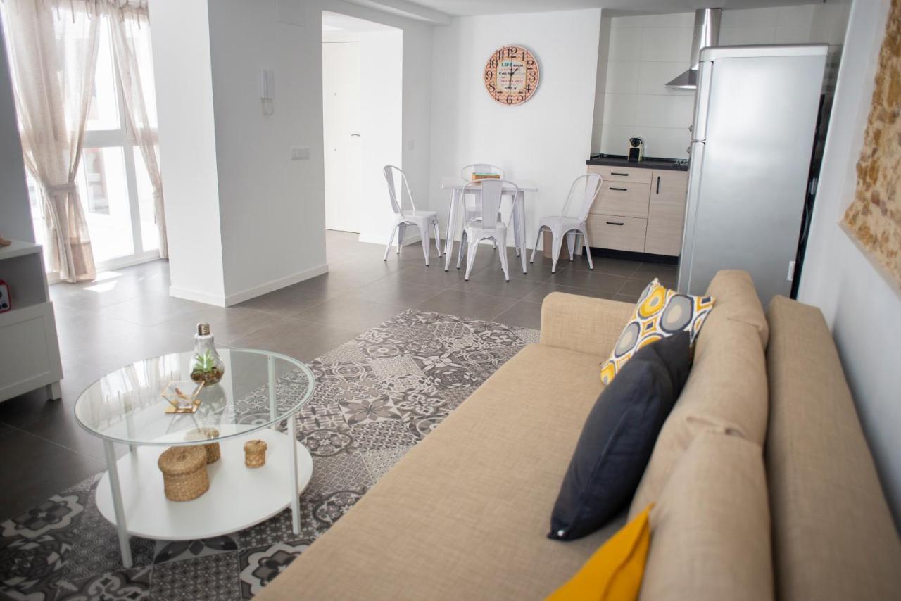 Apartamento El Tanguillo Little Apartments กาดิซ ภายนอก รูปภาพ