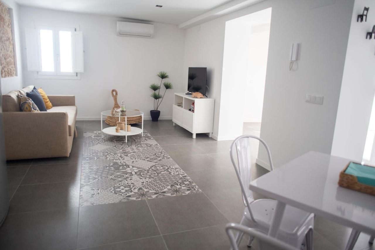 Apartamento El Tanguillo Little Apartments กาดิซ ภายนอก รูปภาพ